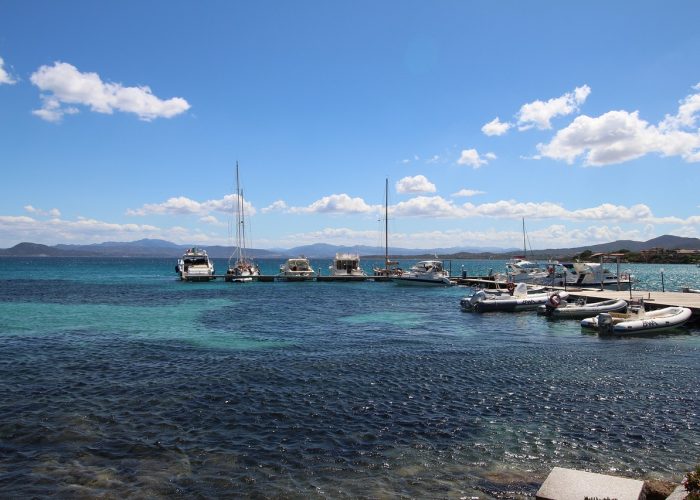 Segelträume in Italien: Ein Leitfaden für Bootstouren rund um Sardinien und die Costa Smeralda